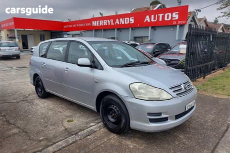 Silver 2004 Toyota Avensis Wagon Verso Glx