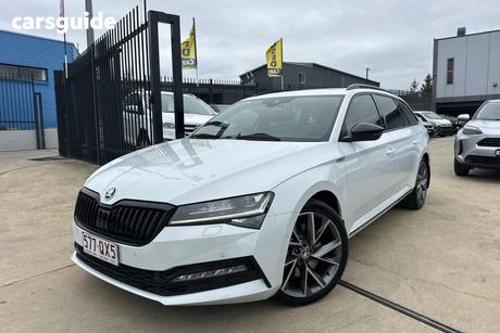White 2023 Skoda Superb Wagon Sportline 206Tsi (4X4)