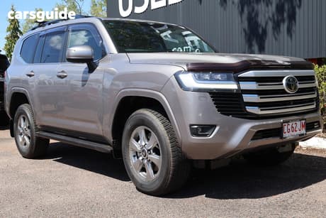 Bronze 2023 Toyota Landcruiser Wagon Lc300 Vx (4X4)
