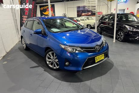 Blue 2014 Toyota Corolla Hatchback Levin Sx