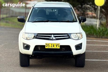 White 2015 Mitsubishi Triton Double Cab Utility Glx