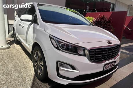 White 2018 Kia Carnival Wagon Sli