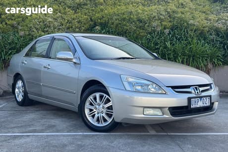 Gold 2006 Honda Accord Sedan V6 Luxury