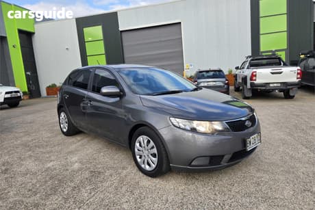 Grey 2012 Kia Cerato Hatchback S