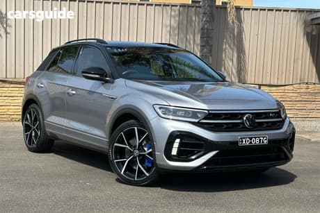 Silver 2022 Volkswagen T-ROC Wagon R