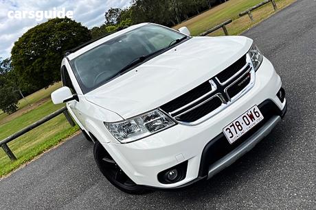 White 2012 Dodge Journey Wagon Sxt