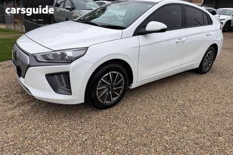 White 2021 Hyundai Ioniq Hatchback Electric Elite