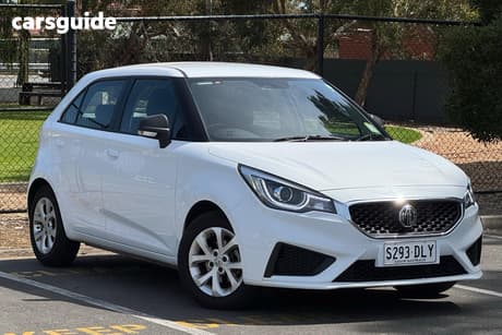 White 2022 MG MG3 Hatchback Core