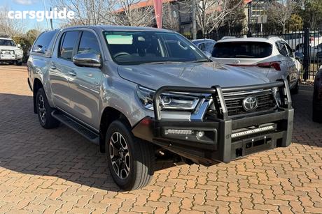 Silver 2022 Toyota Hilux Double Cab Pick Up Sr5 (4X4)