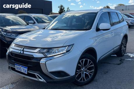 White 2017 Mitsubishi Outlander Wagon Es 7 Seat (2Wd)