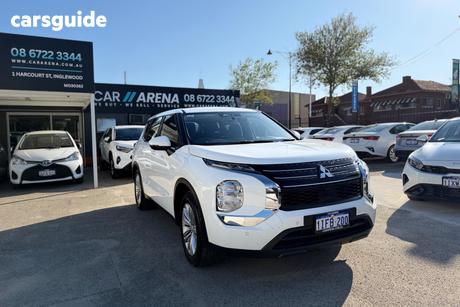 White 2024 Mitsubishi Outlander Wagon Es 5 Seat (2Wd)