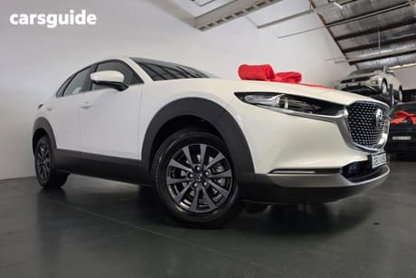White 2024 Mazda CX-30 SUV
