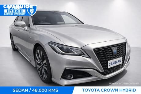 Silver 2019 Toyota Crown Sedan SC PACKAGE