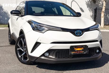 White 2018 Toyota C-HR Wagon (Hybrid)