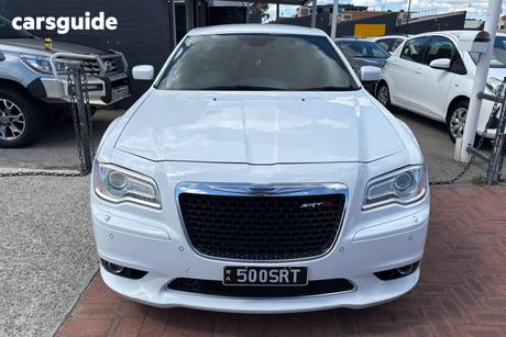 White 2014 Chrysler 300 Sedan Srt8