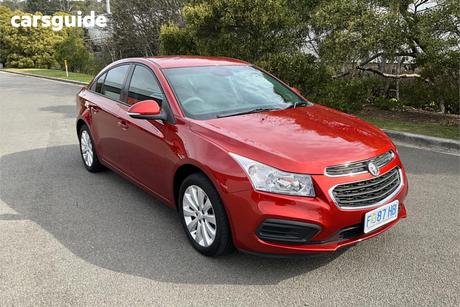 Red 2016 Holden Cruze Sedan Equipe