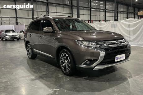 Brown 2018 Mitsubishi Outlander Wagon Ls 7 Seat (Awd)