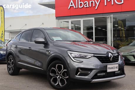 Grey 2022 Renault Arkana Coupe Intens