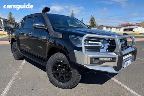 Black 2023 Toyota Hilux Double Cab Pick Up Sr5 (4X4)