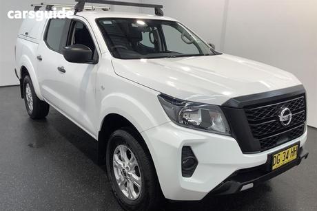 White 2022 Nissan Navara Dual Cab Pick-up Sl (4X2)