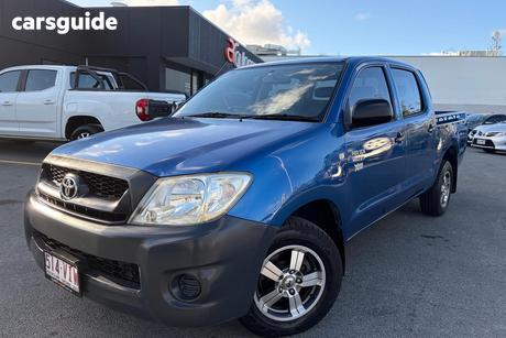 Blue 2009 Toyota Hilux Dual Cab Pick-up Workmate