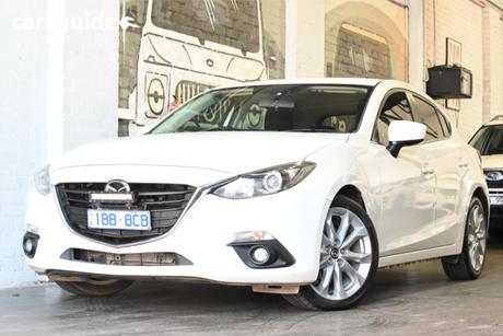 White 2013 Mazda 3 Hatchback Sp25