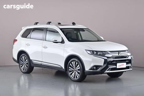 White 2018 Mitsubishi Outlander Wagon Exceed 7 Seat (Awd)
