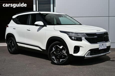 White 2023 Kia Seltos Wagon Sport+ (Fwd)