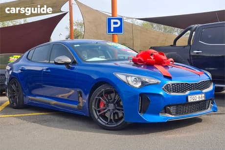 Blue 2017 Kia Stinger Sedan 330S