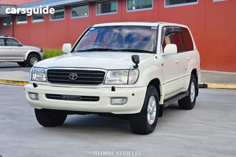 White 1999 Toyota Landcruiser SUV HDJ101