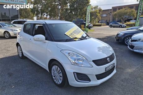 White 2016 Suzuki Swift Hatchback Gl