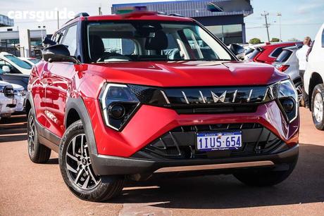 Red 2025 Mahindra Xuv 3Xo Wagon Ax5L