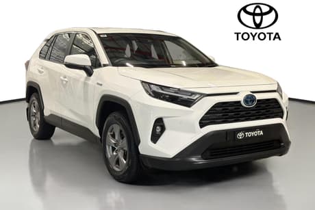 White 2024 Toyota RAV4 SUV