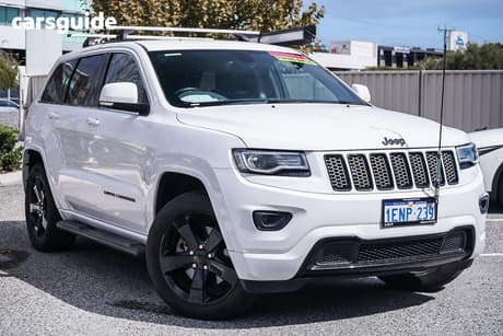 White 2014 Jeep Grand Cherokee Wagon Overland (4X4)