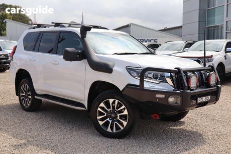 White 2023 Toyota Landcruiser Prado Wagon Vx