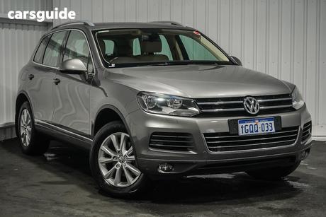 Grey 2011 Volkswagen Touareg Wagon V6 Tdi