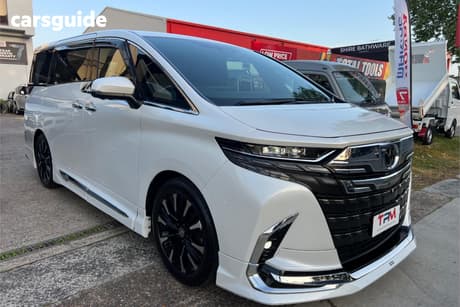 White 2024 Toyota Alphard OtherCar AAHH40