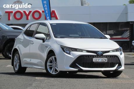White 2019 Toyota Corolla Hatchback Ascent Sport (Hybrid)