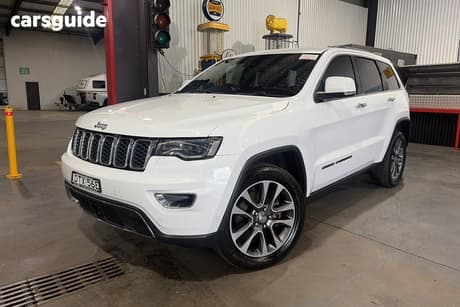 White 2017 Jeep Grand Cherokee Wagon Limited (4X4)