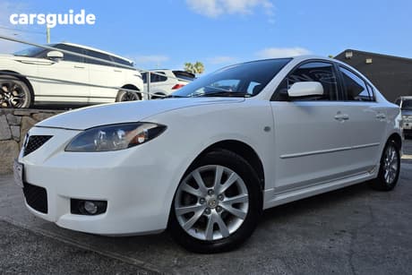 White 2007 Mazda 3 Sedan Maxx Sport
