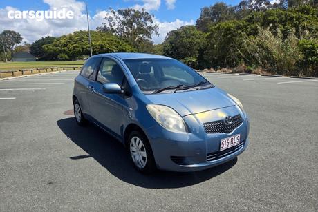 Blue 2007 Toyota Yaris Hatchback Yr
