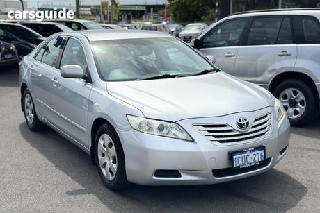 Silver 2008 Toyota Camry Sedan Altise