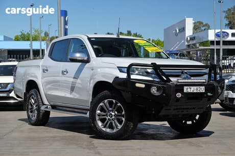 White 2020 Mitsubishi Triton Double Cab Pick Up Glx-R (4X4)