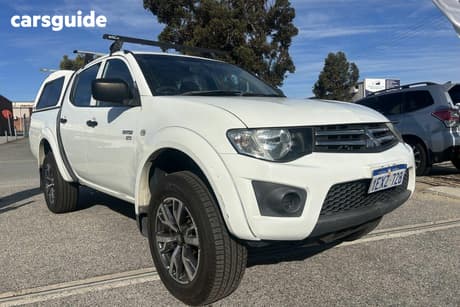 White 2011 Mitsubishi Triton Double Cab Utility Glx (4X4)
