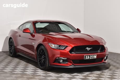 Red 2015 Ford Mustang Coupe Fastback Gt 5.0 V8