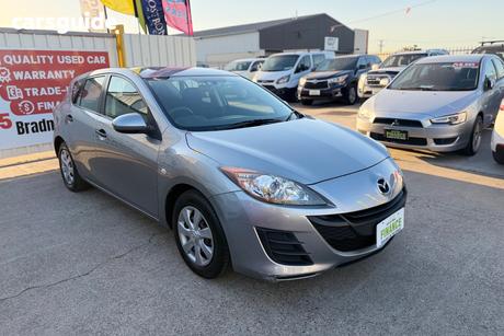 Grey 2009 Mazda 3 Hatchback Neo