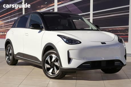 White 2026 Geely Ex2 Hatchback Inspire