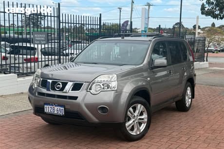 Grey 2013 Nissan X-Trail Wagon St (4X4)