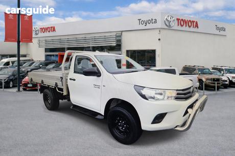 White 2021 Toyota Hilux Cab Chassis Sr (4X4)