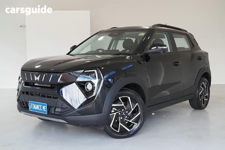 Black 2025 Mahindra Xuv 3Xo Wagon Ax7L